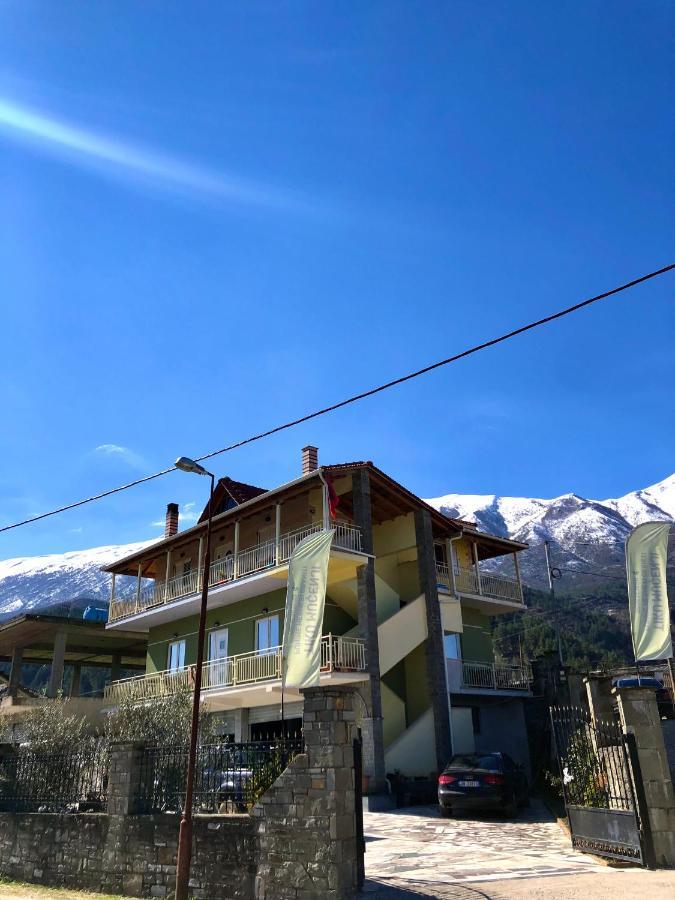 Adriatik Guesthouse Përmet Kültér fotó