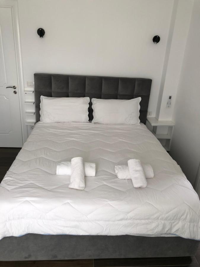 Adriatik Guesthouse Përmet Kültér fotó