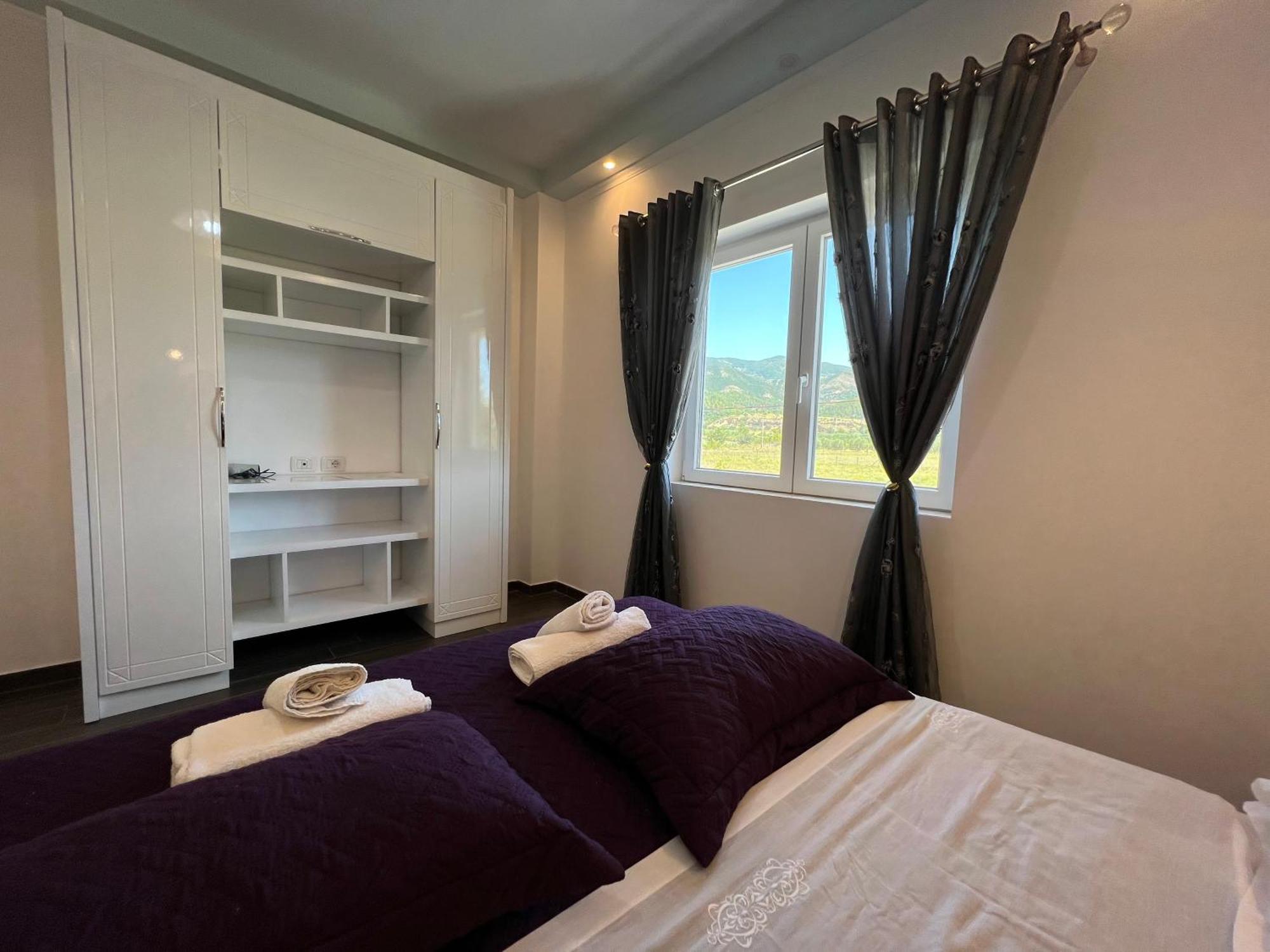 Adriatik Guesthouse Përmet Kültér fotó